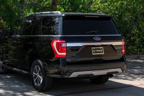 Used 2018 Ford Expedition XLT image 14