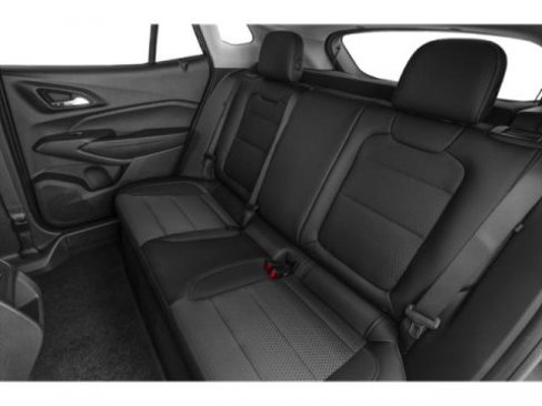 Used 2025 Chevrolet Trax RS w/ Driver Confidence Package image 16