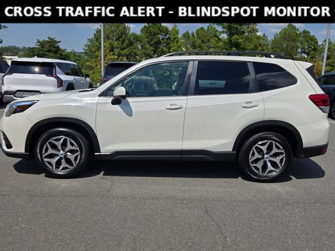 Used 2023 Subaru Forester Premium image 4