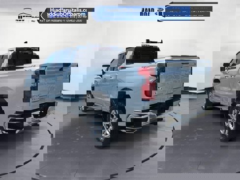 Used 2021 Chevrolet Silverado 1500 LT image 3