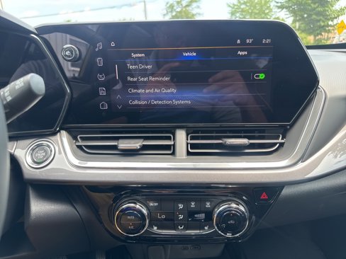 New 2025 Chevrolet Trax ACTIV image 32