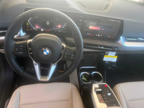 New 2025 BMW X1 xDrive28i w/ Premium Package image 10