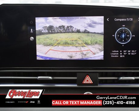 Used 2024 Hyundai Elantra SEL image 10