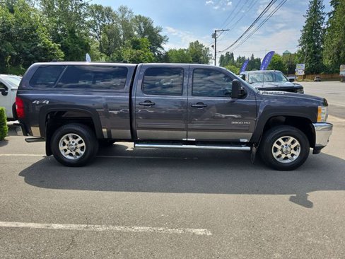 Used 2011 Chevrolet Silverado 3500 LTZ image 7