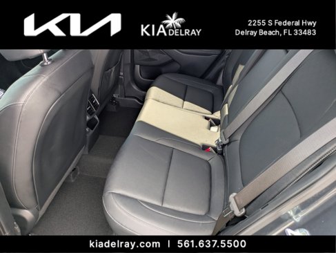 Certified 2023 Kia Seltos SX w/ SX Sunroof Package image 12
