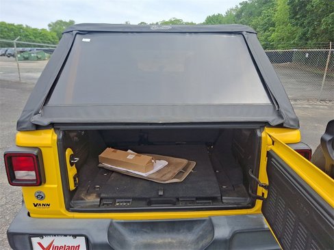 Used 2020 Jeep Wrangler Unlimited Sport image 29