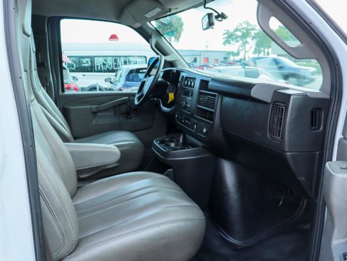 Used 2019 Chevrolet Express 2500 w/ Driver Convenience Package image 11