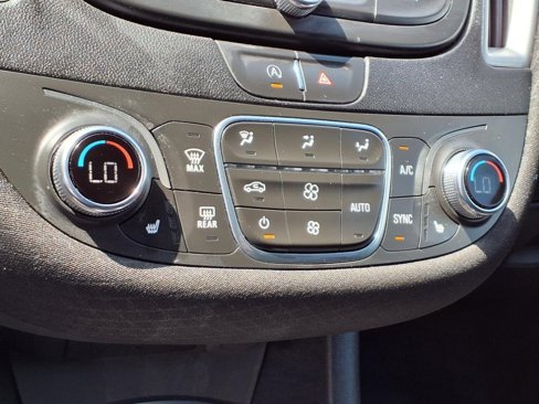 Used 2022 Chevrolet Malibu LT image 7