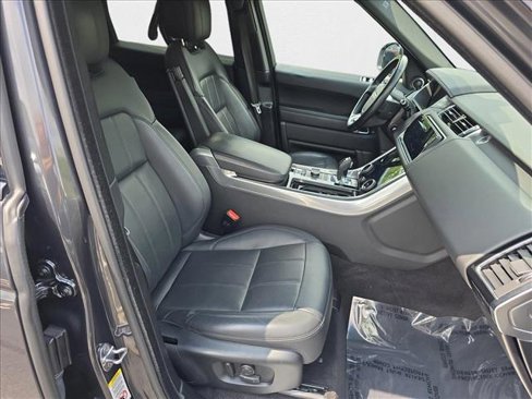 Used 2020 Land Rover Range Rover Sport HSE image 10