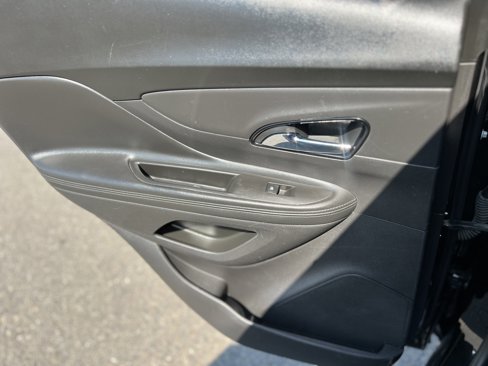 Used 2019 Buick Encore Essence image 22