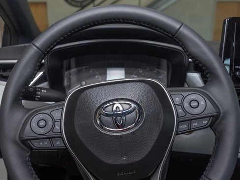 New 2025 Toyota Corolla SE image 9