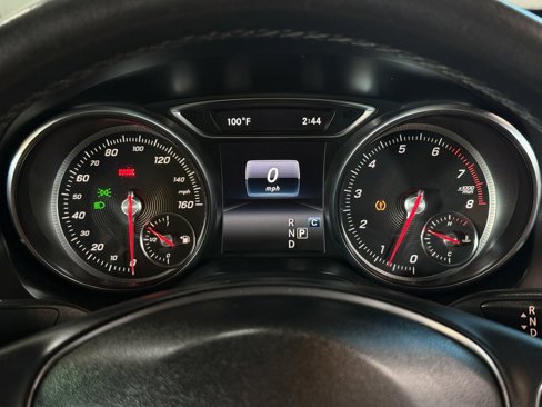 Used 2018 Mercedes-Benz CLA 250 image 26