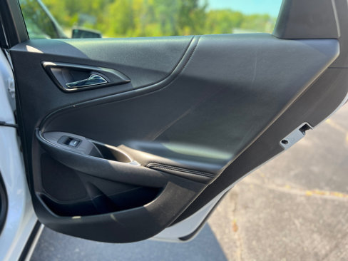 Used 2017 Chevrolet Malibu LT w/ Leather Package image 36