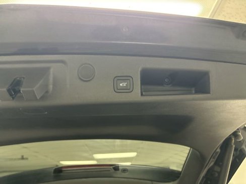 Used 2022 Chevrolet Equinox LT image 21