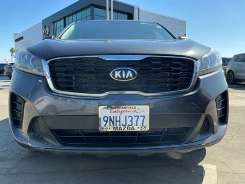 Used 2019 Kia Sorento LX image 11