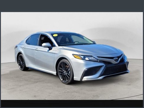 Used 2024 Toyota Camry XSE image 1