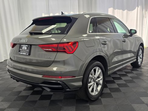 Used 2022 Audi Q3 2.0T Premium w/ Convenience Package image 6