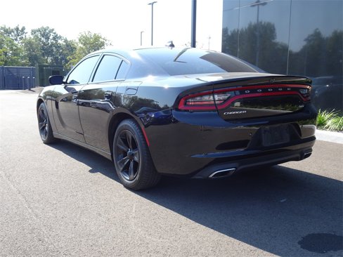 Used 2018 Dodge Charger SXT Plus image 4