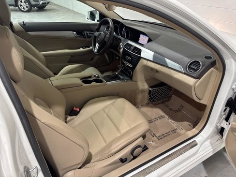 Used 2013 Mercedes-Benz C 250 Coupe image 44