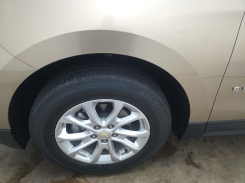 Used 2018 Chevrolet Equinox LT image 18