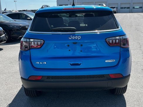Used 2022 Jeep Compass Latitude image 4