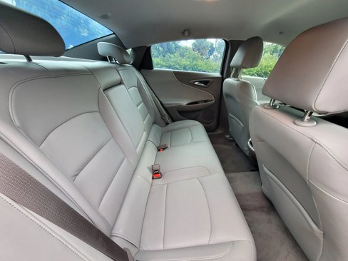 Used 2016 Chevrolet Malibu LT w/ Leather Package image 10