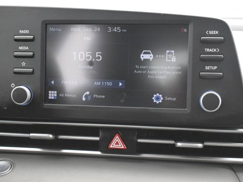 Used 2023 Hyundai Elantra SEL image 10