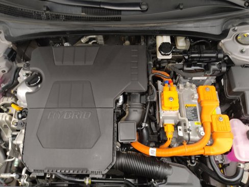 Used 2023 Hyundai Elantra Limited image 30