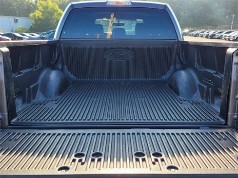 Used 2013 Ford F150 XLT w/ XLT Chrome Pkg image 12