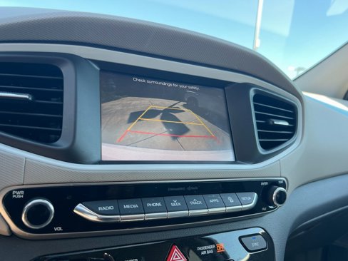 Used 2019 Hyundai Ioniq Limited image 22