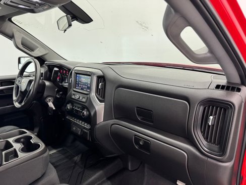 Used 2020 Chevrolet Silverado 1500 Custom w/ Custom Value Package image 36