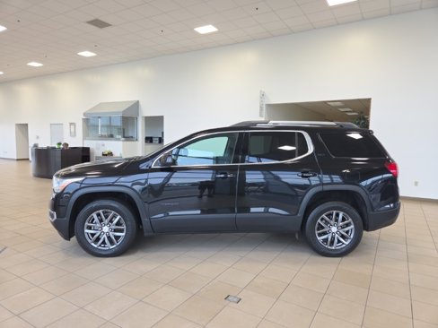 Used 2019 GMC Acadia SLT image 2