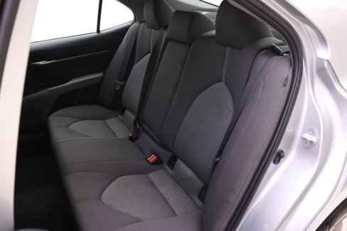 Used 2023 Toyota Camry LE image 10