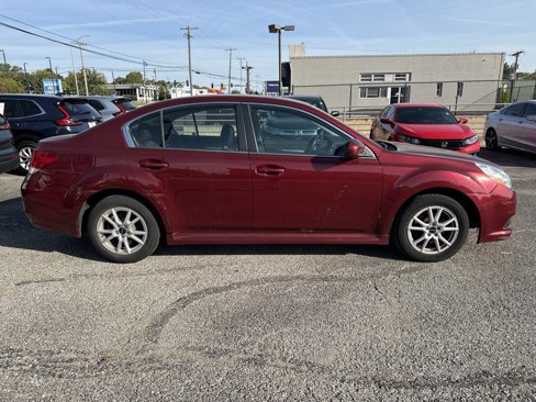 Used 2011 Subaru Legacy 2.5i Premium image 5