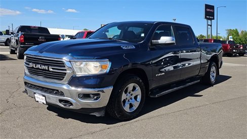 Used 2021 RAM 1500 4x4 Crew Cab image 4