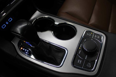 Used 2020 Jeep Grand Cherokee Overland image 34