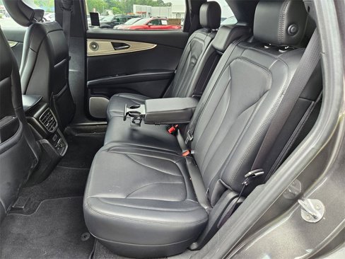 Used 2019 Lincoln Nautilus Reserve w/ Ultimate Package image 11