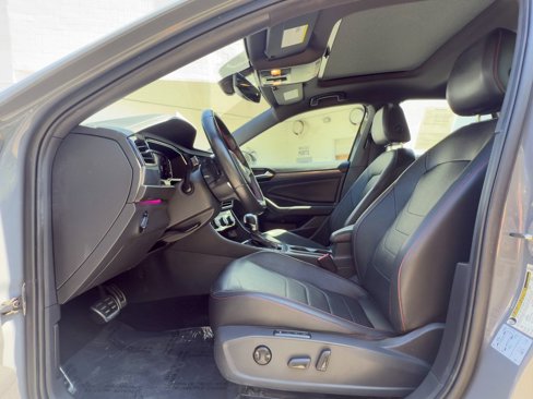 Used 2020 Volkswagen Jetta GLI Autobahn image 10
