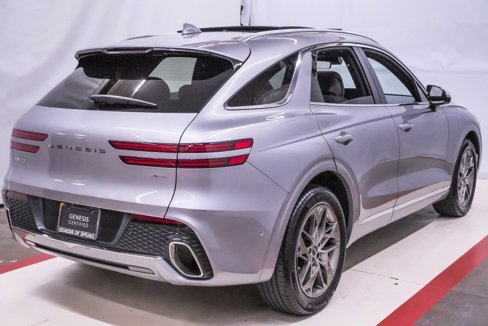 Certified 2022 Genesis GV70 2.5T w/ Advanced Package image 6