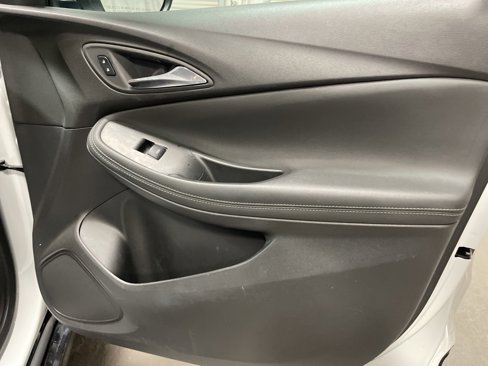 Used 2024 Buick Encore GX Sport Touring w/ Comfort Package image 10