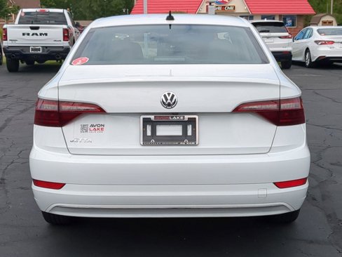 Used 2021 Volkswagen Jetta SE image 5
