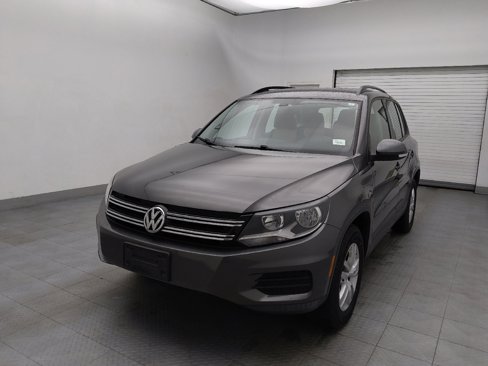 Used 2016 Volkswagen Tiguan S image 15
