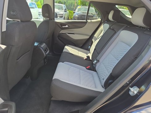 Used 2021 Chevrolet Equinox LT w/ Driver Convenience Package image 15