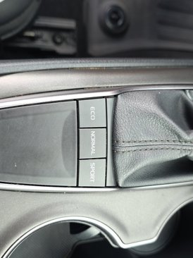 Used 2022 Toyota Camry SE image 44