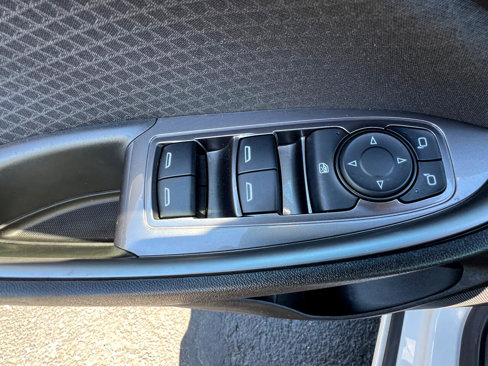 Used 2018 Chevrolet Malibu LS image 19