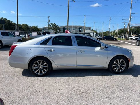 Used 2013 Cadillac XTS Luxury w/ Driver Awareness Package image 4