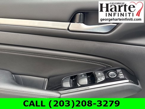 Used 2023 Nissan Altima 2.5 SV w/ SV Premium Package image 18