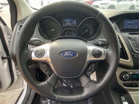 Used 2012 Ford Focus SEL image 18