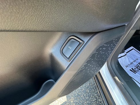 New 2026 Chevrolet Equinox LT w/ Convenience Package II image 14