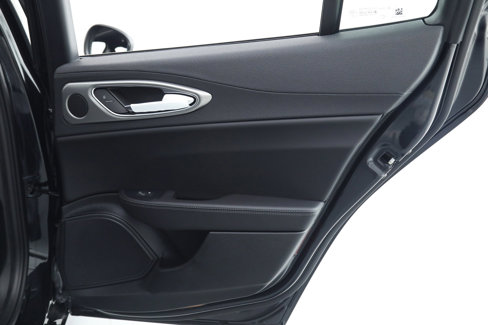 New 2025 Alfa Romeo Giulia w/ Driving Assist Package image 15